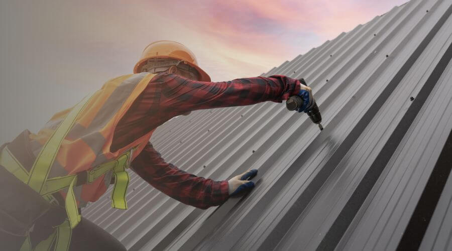 Professional residential roofers in Upton, WY